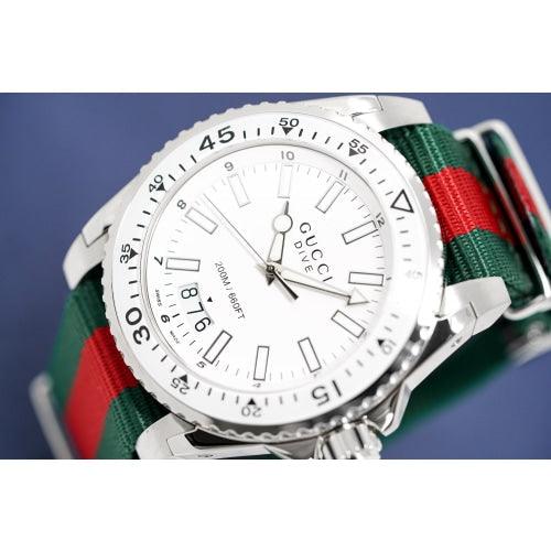 Gucci Men’s Watch Dive Silver YA136207 - Watches